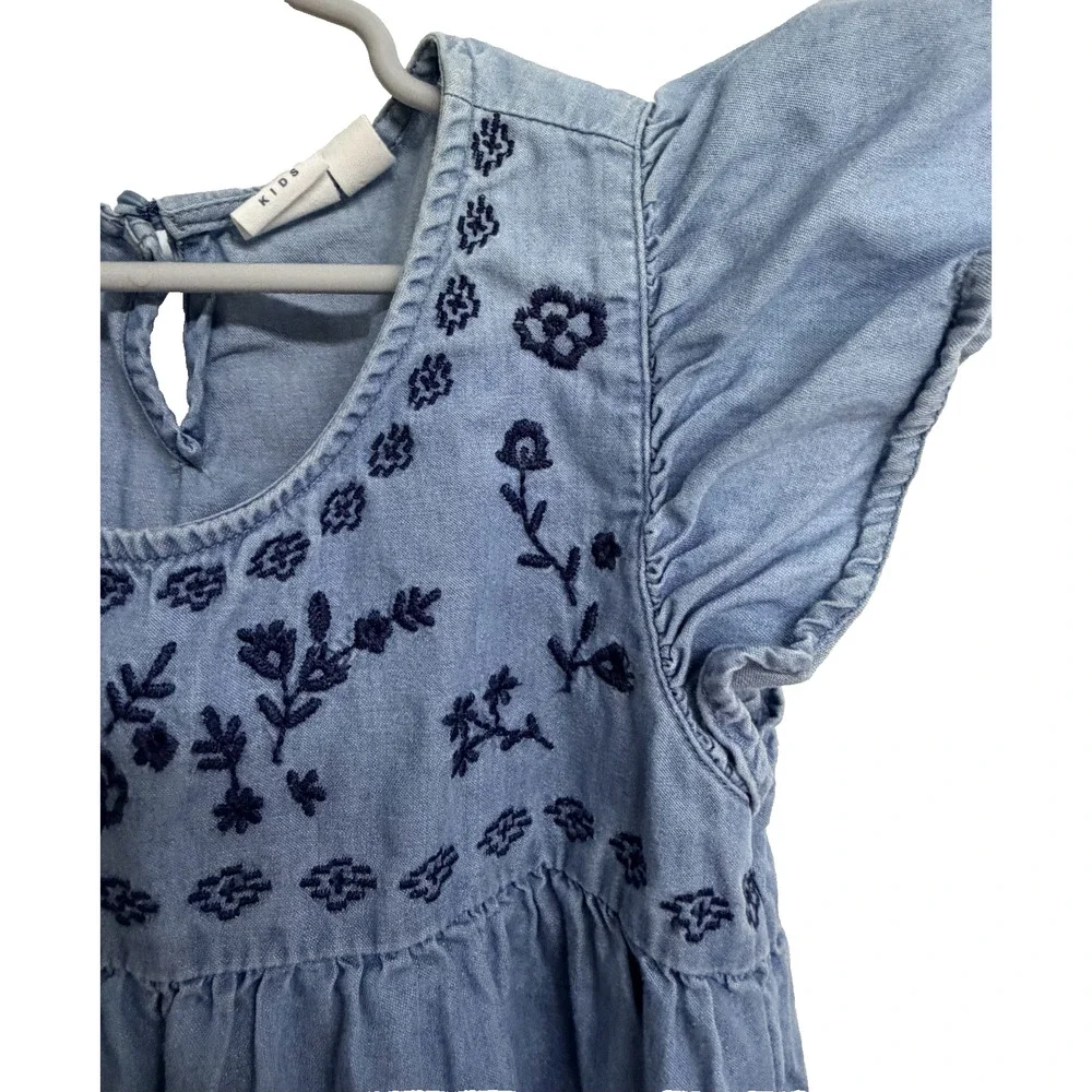 GAP Kids Chambray Embroidered Dress Girls Medium 8 Blue Flutter Sleeve Classic